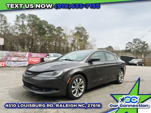 Used 2015 Chrysler 200 S w/ Comfort Group image 3