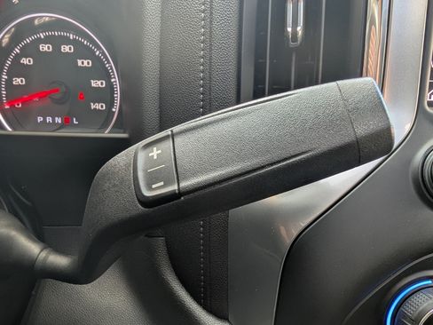 Used 2020 Chevrolet Silverado 1500 LTZ w/ LTZ Premium Package image 32