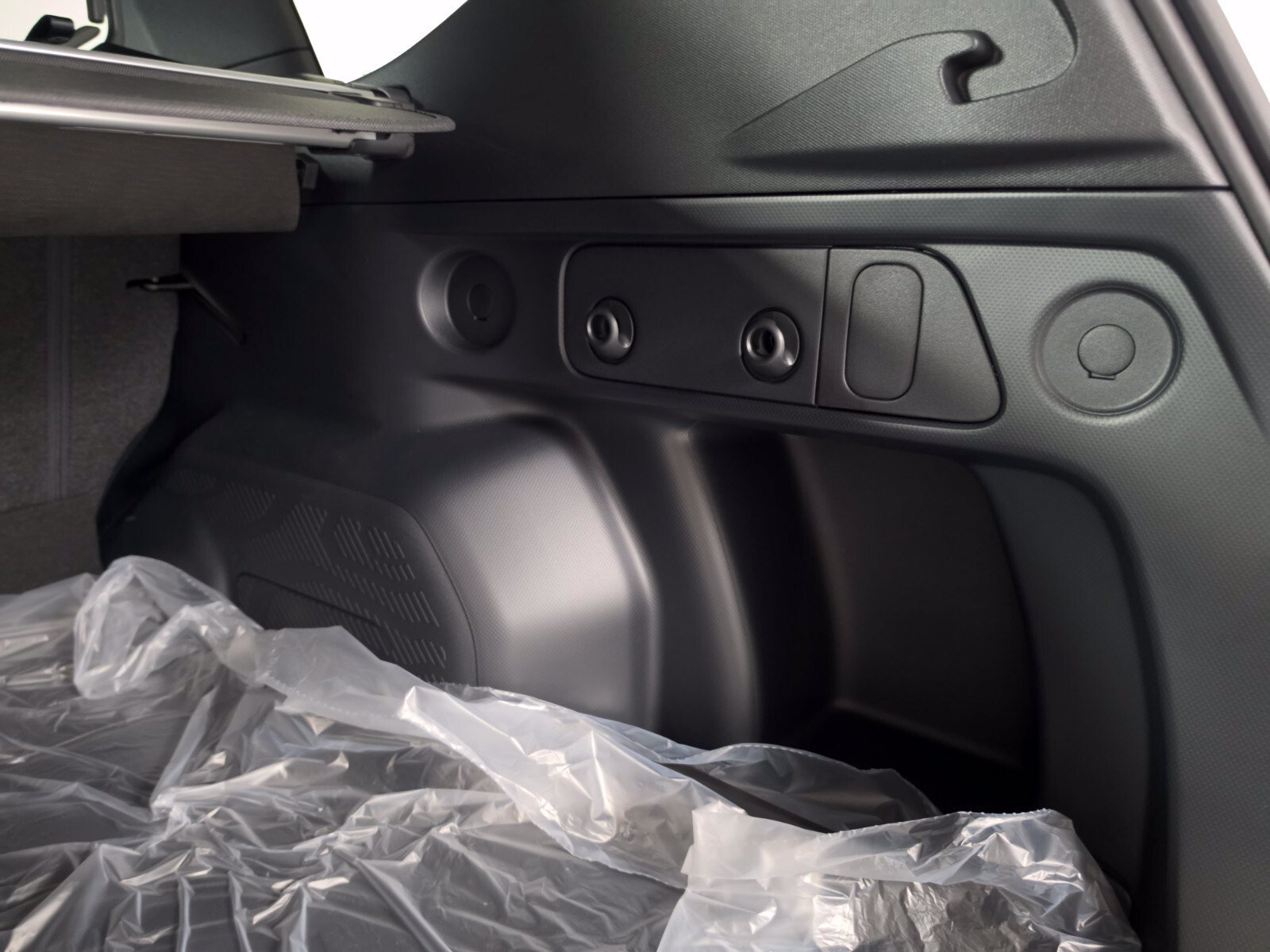 New 2026 Subaru Forester Premium AWD/4WD image 18
