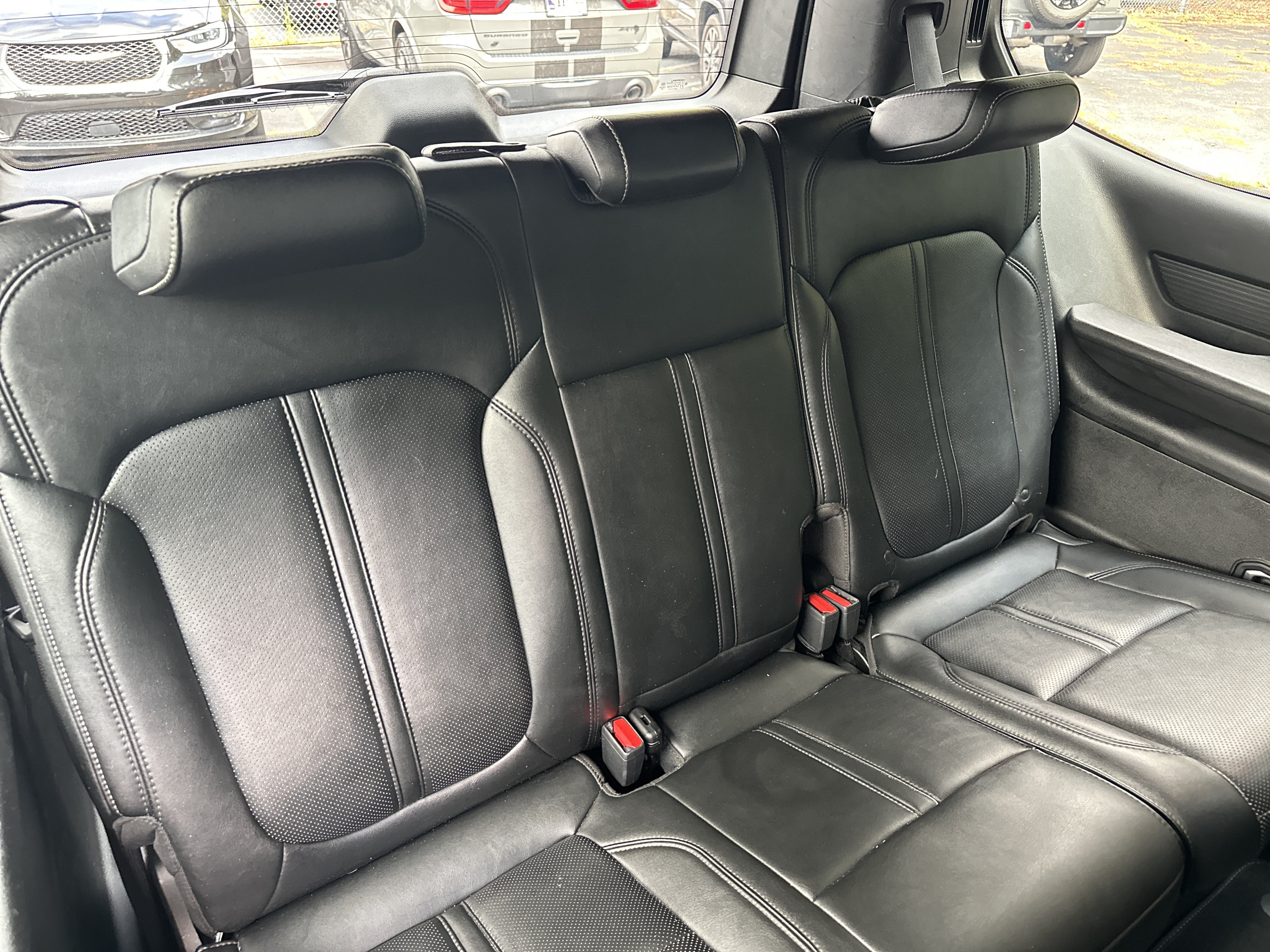 Used 2024 Jeep Wagoneer Series II w/ Flexible Seating Group RWD image 20