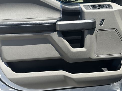 Used 2018 Ford F150 XLT AWD/4WD image 10