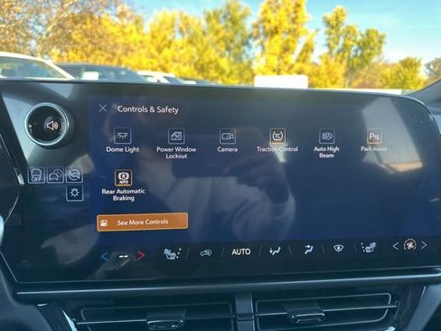 New 2026 Chevrolet Equinox EV RS image 24