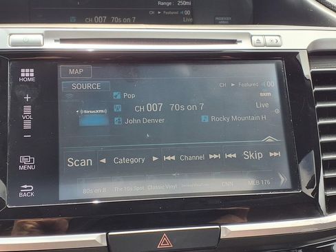 Used 2016 Honda Accord EX-L image 28