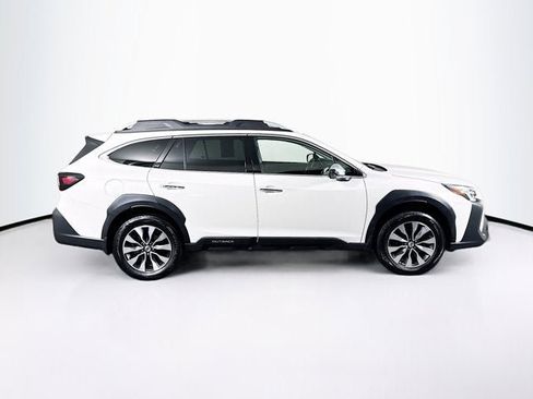 Used 2023 Subaru Outback Touring image 4