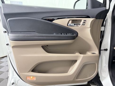 Used 2022 Honda Pilot Touring image 20