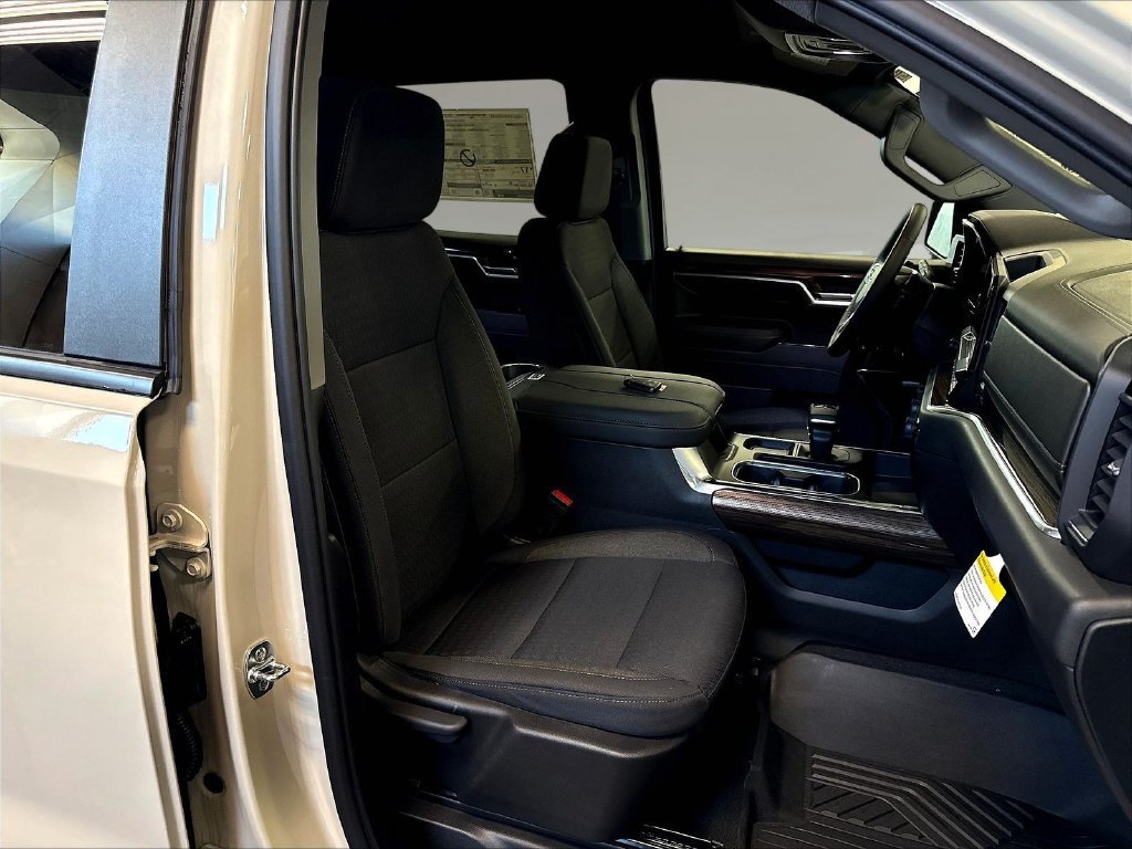New 2026 Chevrolet Silverado 1500 RST w/ All Star Edition Plus AWD/4WD image 11