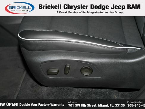 Used 2025 Buick Enclave Preferred FWD image 34