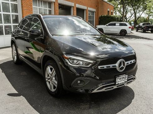 Used 2022 Mercedes-Benz GLA 250 4MATIC w/ Premium Package Lite image 5