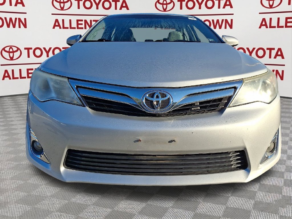 Used 2013 Toyota Camry XLE FWD image 2