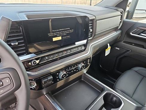 New 2026 GMC Sierra 2500 SLT w/ Texas SLT Premium Package image 18