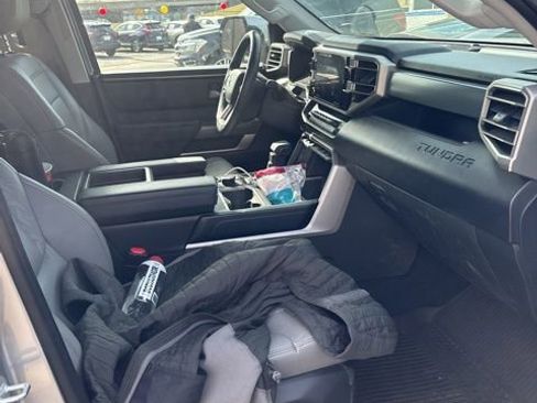 Used 2022 Toyota Tundra SR5 image 25