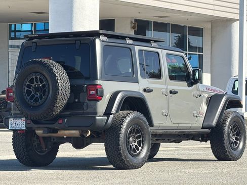 Used 2022 Jeep Wrangler Unlimited Rubicon w/ Xtreme Recon 35" Tire Package AWD/4WD image 4