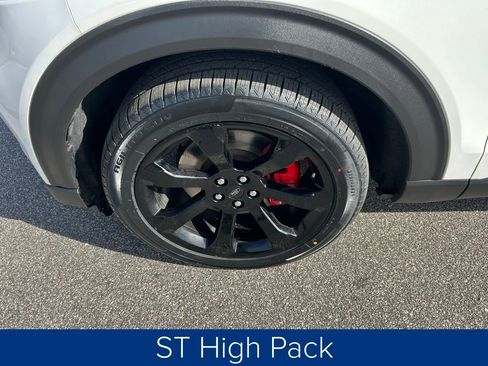 Used 2022 Ford Explorer ST w/ Equipment Group 401A image 16