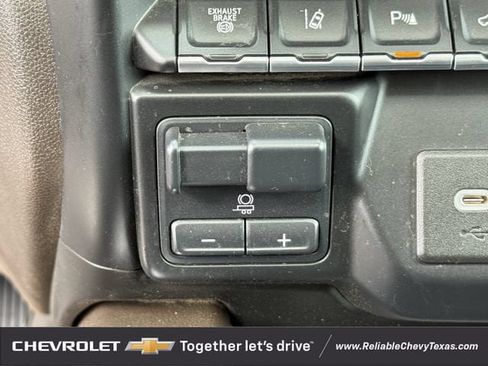 Used 2022 GMC Sierra 2500 Denali w/ Denali Ultimate Package AWD/4WD image 21