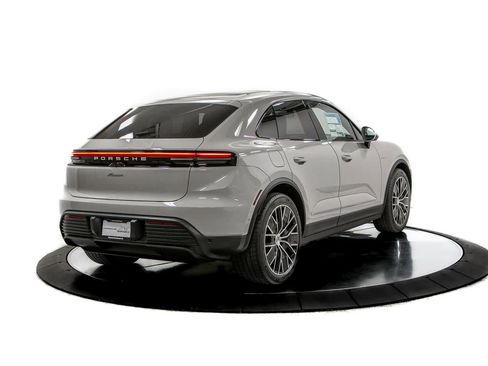 New 2026 Porsche Macan Electric RWD image 7