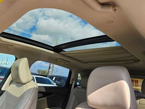 Used 2022 Lincoln Nautilus Reserve w/ Equipment Group 202A image 18