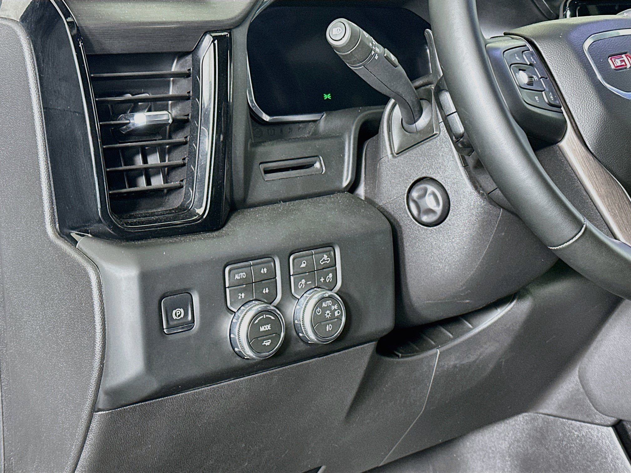 Used 2026 GMC Sierra 1500 AT4 AWD/4WD image 17