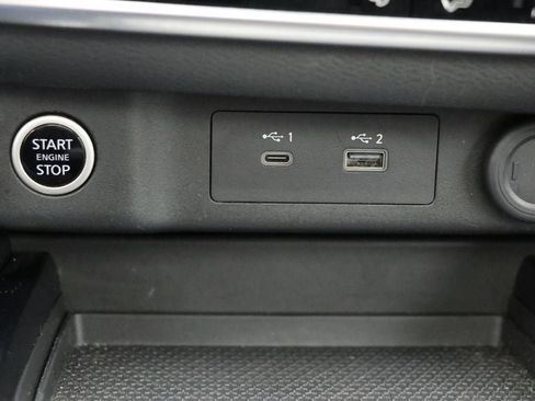 Used 2023 Nissan Rogue SV w/ SV Premium Package image 27