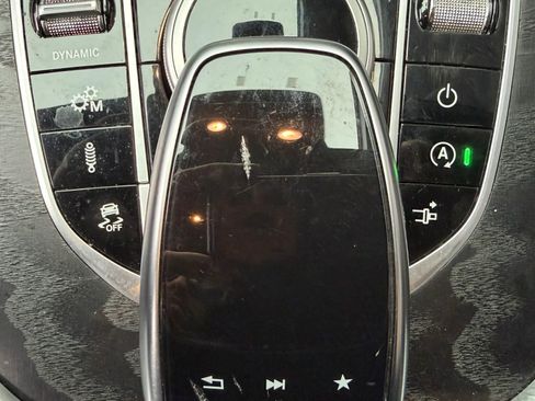 Used 2018 Mercedes-Benz C 63 AMG Cabriolet image 28