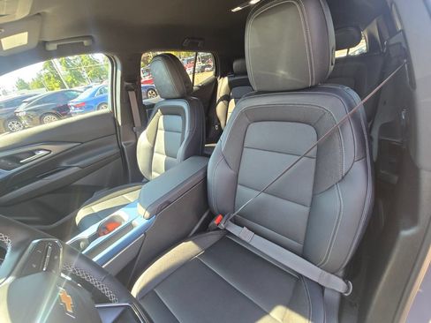 Used 2024 Chevrolet Equinox EV LT AWD/4WD image 22