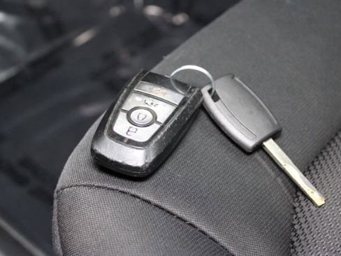 Used 2019 Ford Fusion SE image 14