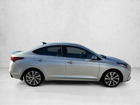 Used 2018 Hyundai Accent Limited image 4