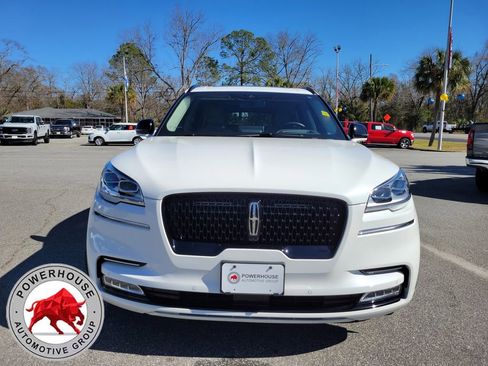 Used 2023 Lincoln Aviator Reserve w/ Equipment Group 201A image 8