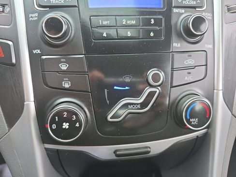 Used 2011 Hyundai Sonata GLS FWD image 17
