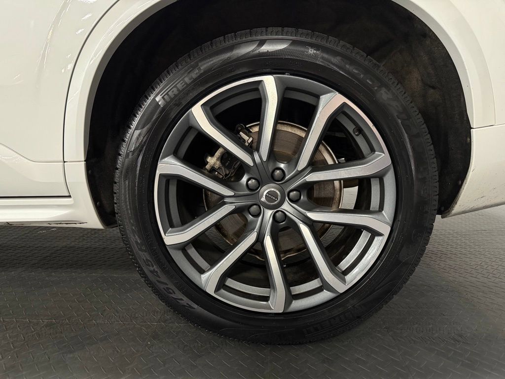 Used 2019 Volvo XC90 T6 Momentum w/ Protection Package Premier AWD/4WD image 7