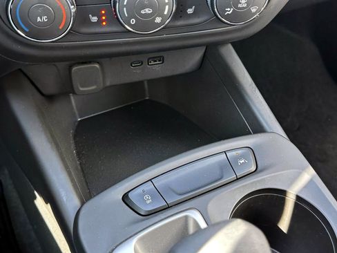 Certified 2024 Chevrolet Trax LS w/ LS Convenience Package image 24