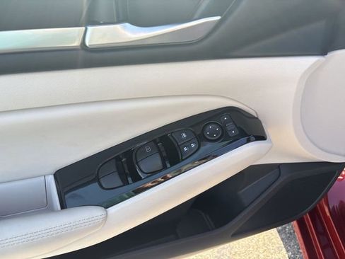 Certified 2024 Nissan Altima 2.5 SL image 13