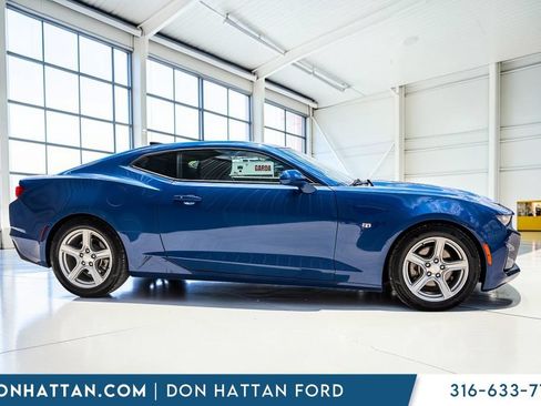 Used 2019 Chevrolet Camaro LT RWD image 30