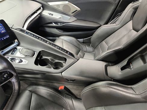 Used 2020 Chevrolet Corvette Stingray Preferred Cpe w/ 2LT Preferred Equipment Group image 21