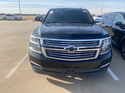 Used 2018 Chevrolet Tahoe Premier image 2