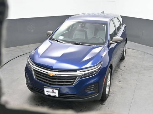 Used 2022 Chevrolet Equinox LS AWD/4WD image 30