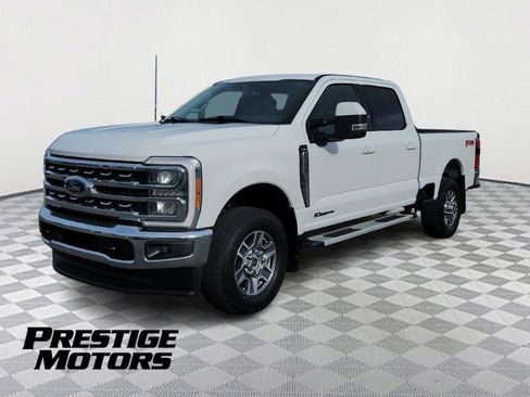 Used 2023 Ford F350 Lariat AWD/4WD image 3