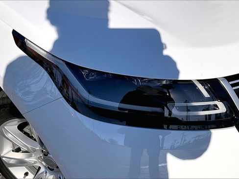 Used 2023 Land Rover Range Rover Velar S image 28