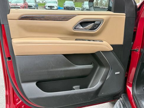 Certified 2023 Chevrolet Tahoe Premier AWD/4WD image 15