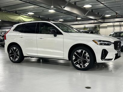 Used 2026 Volvo XC60 B5 Plus w/ Protection Package Premier