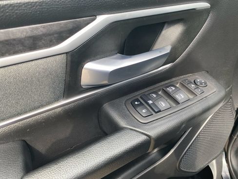 Used 2023 RAM 1500 Big Horn AWD/4WD image 23