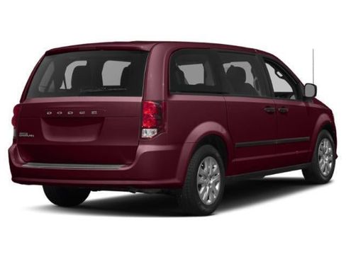 Used 2019 Dodge Grand Caravan GT FWD image 3