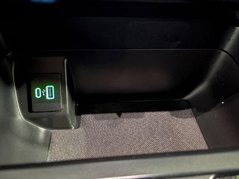 Used 2023 Ford F150 XLT w/ Equipment Group 302A High image 17