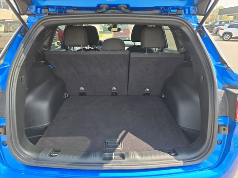 Used 2023 Jeep Compass Sport image 14