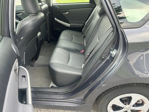 Used 2013 Toyota Prius Four FWD image 11