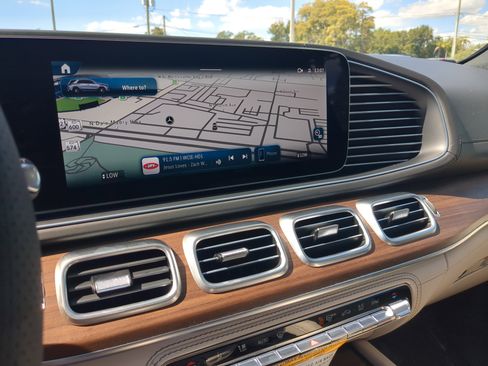 New 2026 Mercedes-Benz GLE 53 AMG 4MATIC image 33