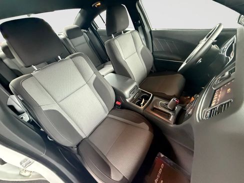 Used 2016 Dodge Charger R/T w/ Navigation & Travel Group RWD image 21