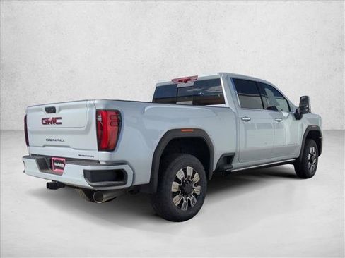 New 2026 GMC Sierra 2500 Denali w/ Denali Reserve Package AWD/4WD image 4