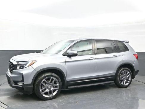 Used 2023 Honda Passport EX-L image 2