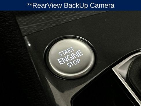 Certified 2022 Volkswagen Tiguan SE R-Line image 15