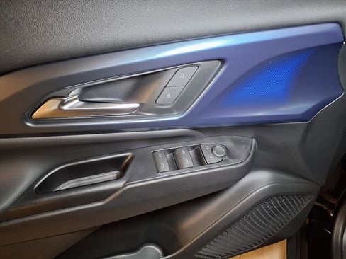 Used 2024 Chevrolet Equinox EV LT image 15